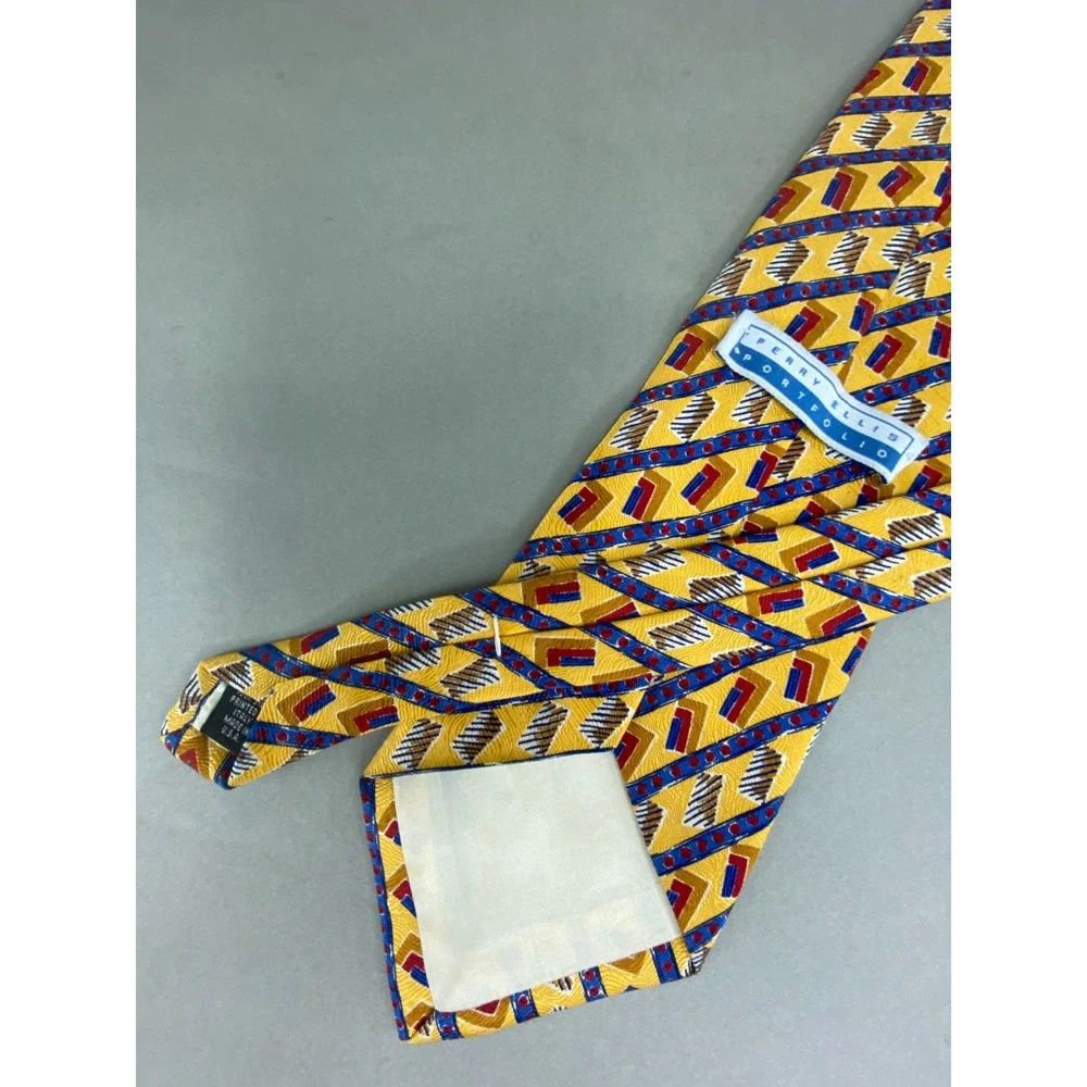 Perry Ellis Mens‎ Silk Tie Yellow Geometric Abstract Italian Silk USA 57
